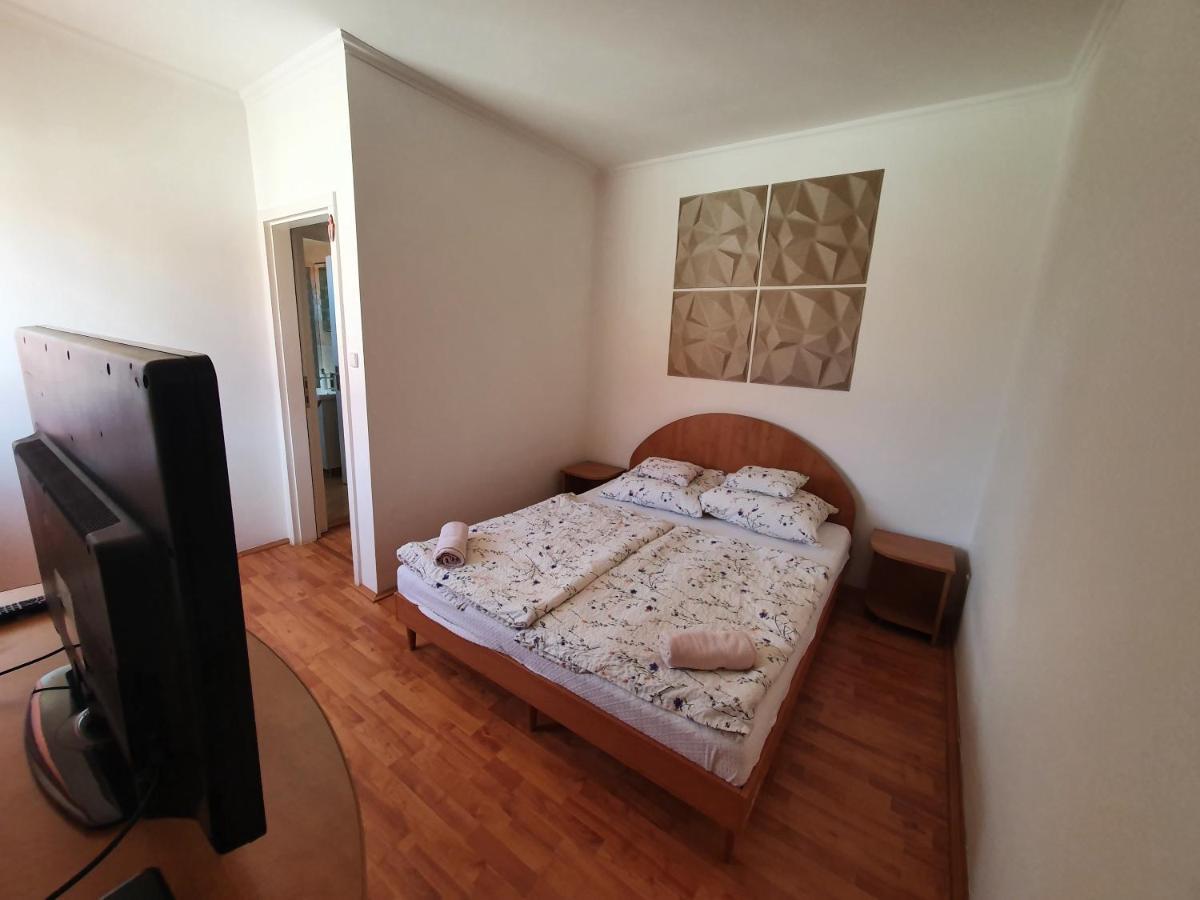 Fischer Apartman 3 Hajdúszoboszló Exterior foto