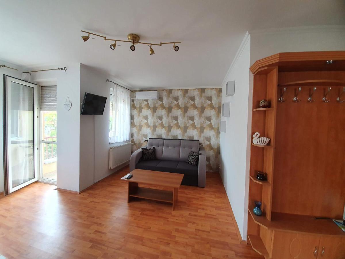 Fischer Apartman 3 Hajdúszoboszló Exterior foto